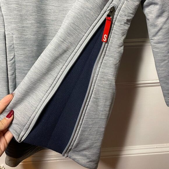 OROS Astra Funnel Neck Solarcore Insulated Pullover in Titanium Heather - Picture 12 of 16